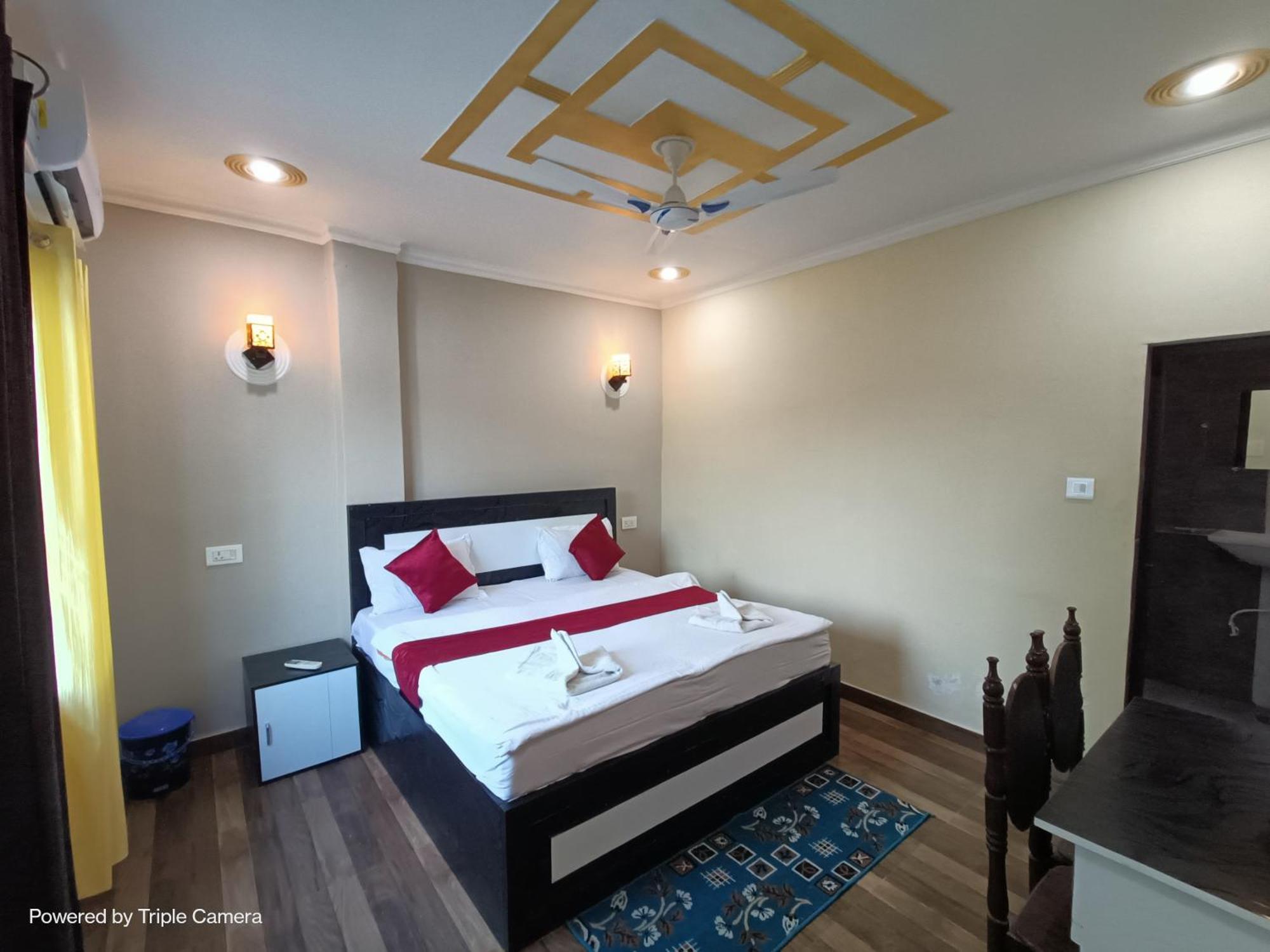 Mohit In Paying Guest House Варанаси Экстерьер фото